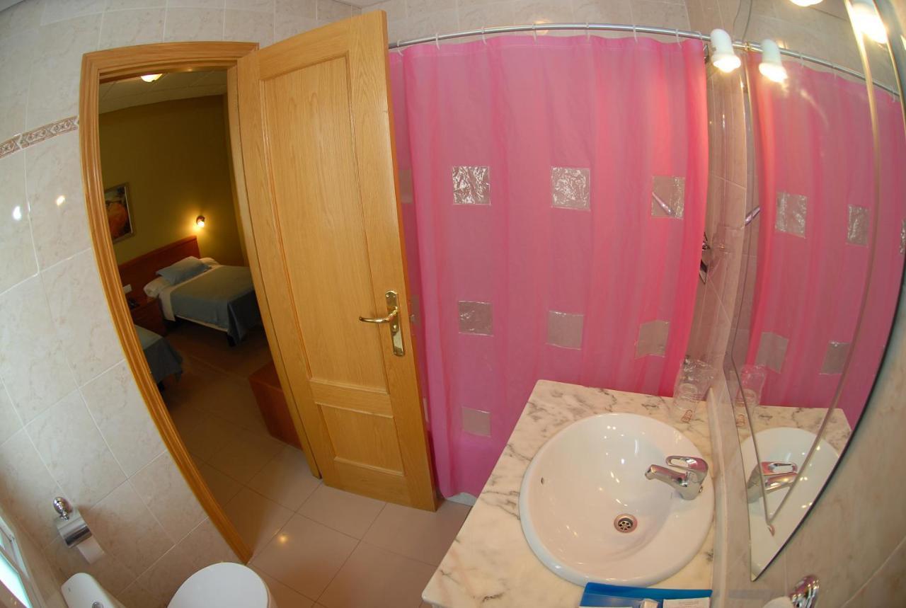 Hotel Dora 普拉森西亚 外观 照片